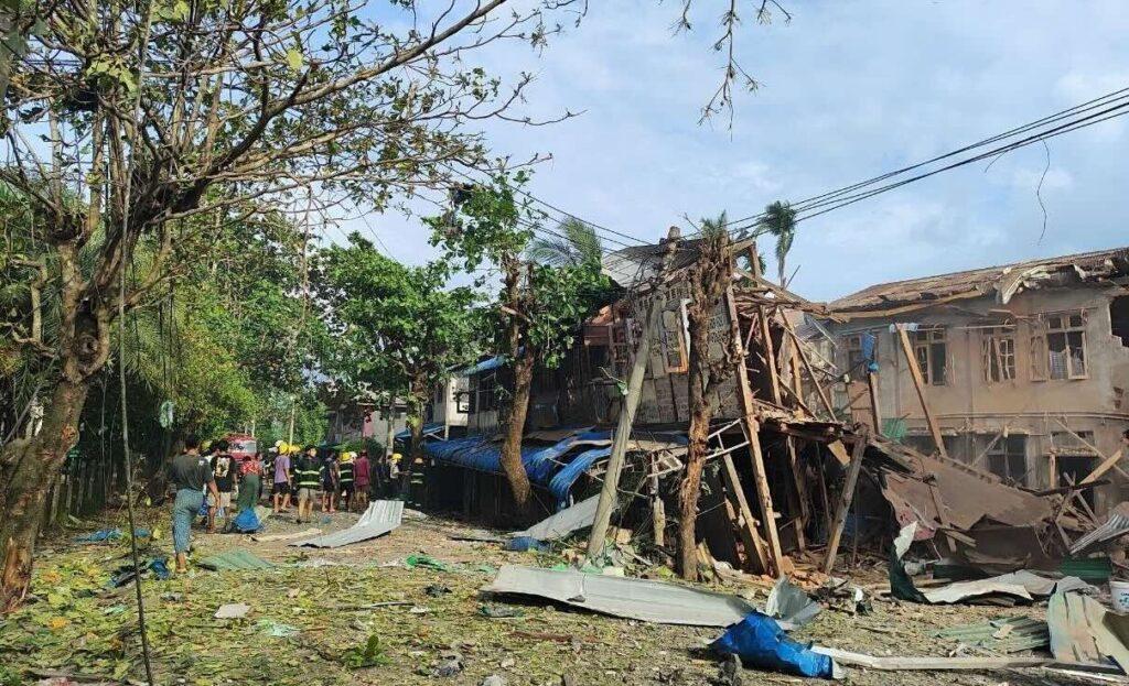 ကလေးသူငယ်များနှင့် ဘုန်းတော်ကြီးများသည် တိုက်ခိုက်မှုများ၏ သားကောင်များထဲတွင် ပါဝင်ခဲ့ကြပြီး၊ ၎င်...