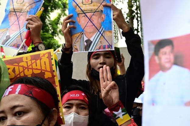 မြန်မာစစ်ခေါင်းဆောင် မင်းအောင်လှိုင်သည် လာမည့်လတွင် ထိုင်းနိုင်ငံသို့ တရားဝင်ခရီးစဉ် သွားရောက်မည်...